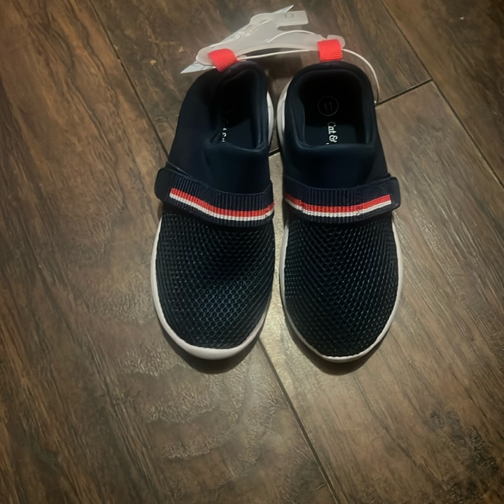 Boy shoe